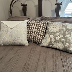 Set of 3 Decorative Pillows