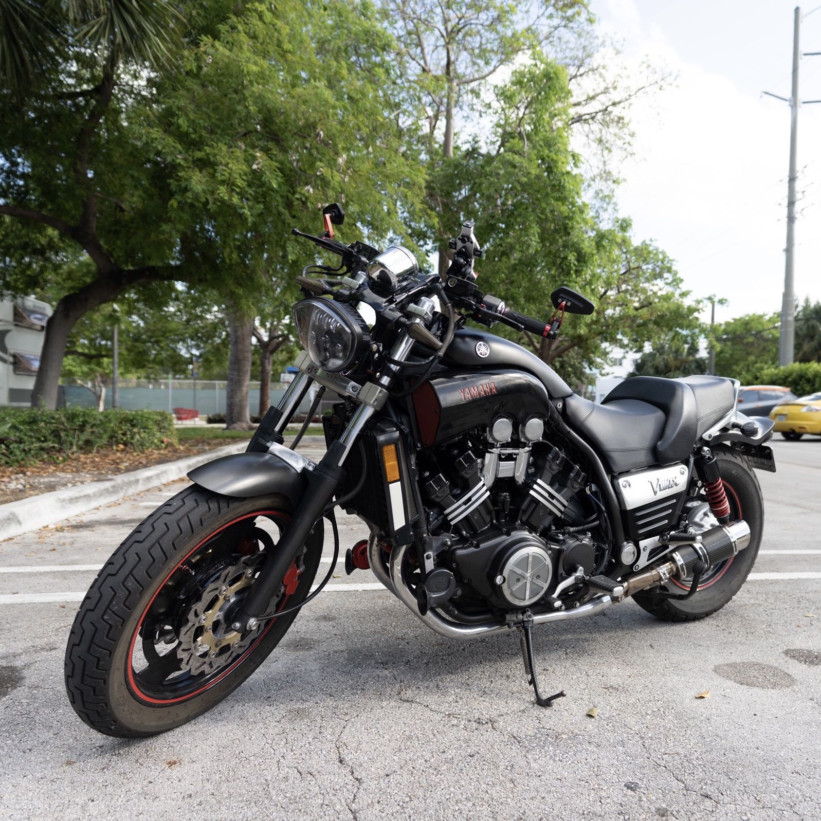 2007 vmax strahlt