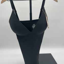 Skims Warehouse Sale: Dresses, Bodysuits, T-Shirts & More - All $65 & Under!