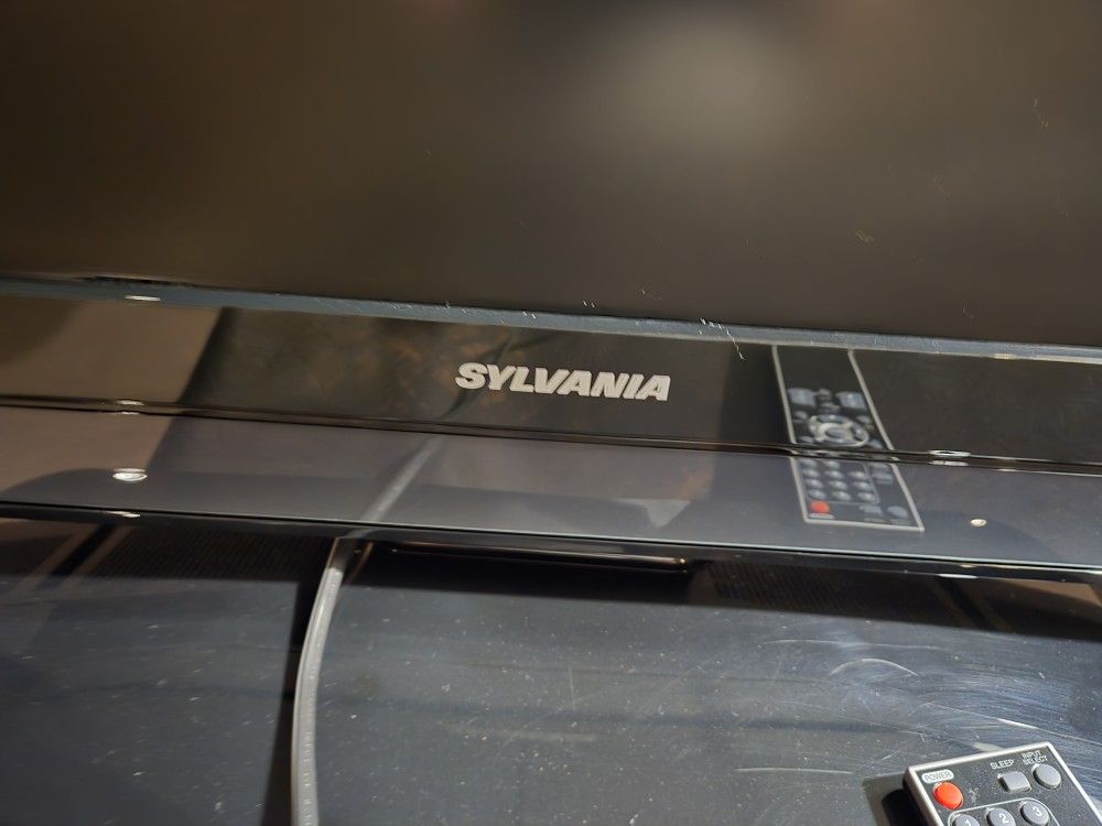 Sylvania TV