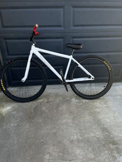 white oil throne (check description)