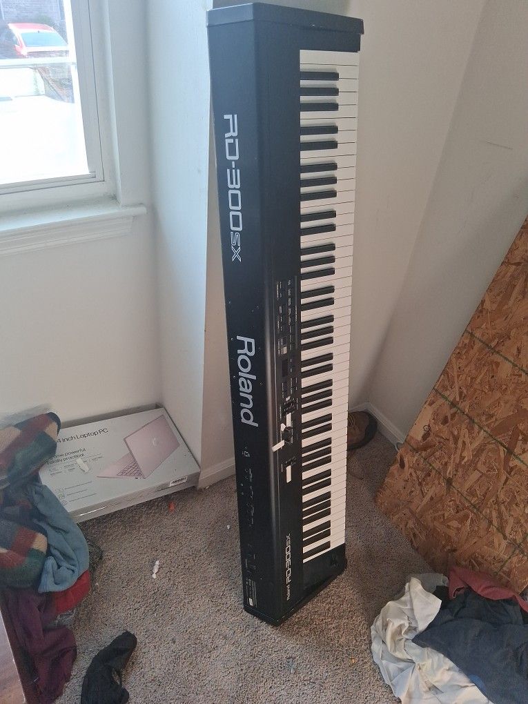 Rd300sx Roland 88key Keyboard