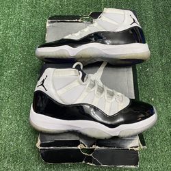 2018 Jordan Concord 11s size 10.5  USED But Clean