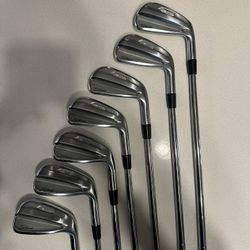 Titleist T100 4-PW Set