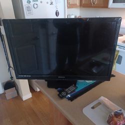 32 Inch Cable Ready Television