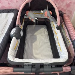 Portable Baby Play Yard Girl