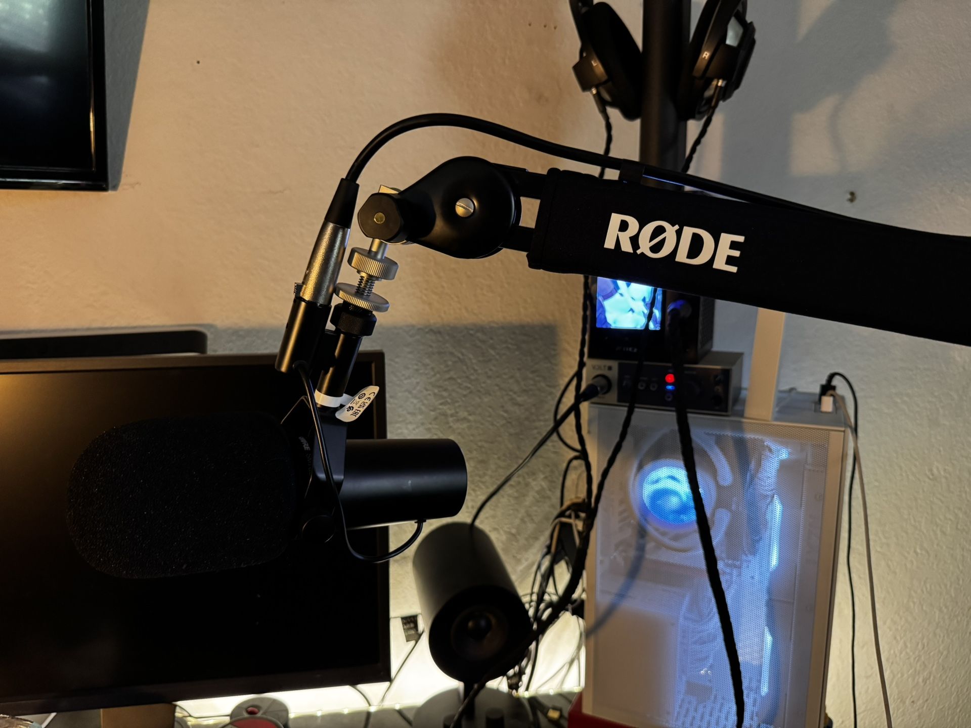 Shure SM7DB Rode PSA1+ Arm Interface Combo