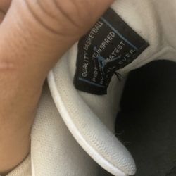 Jordan 11’s Size 9 