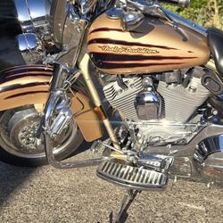 2003 Screaming eagle road king 100th anniversary