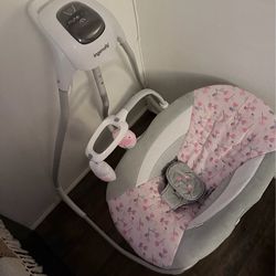 Electric baby swing