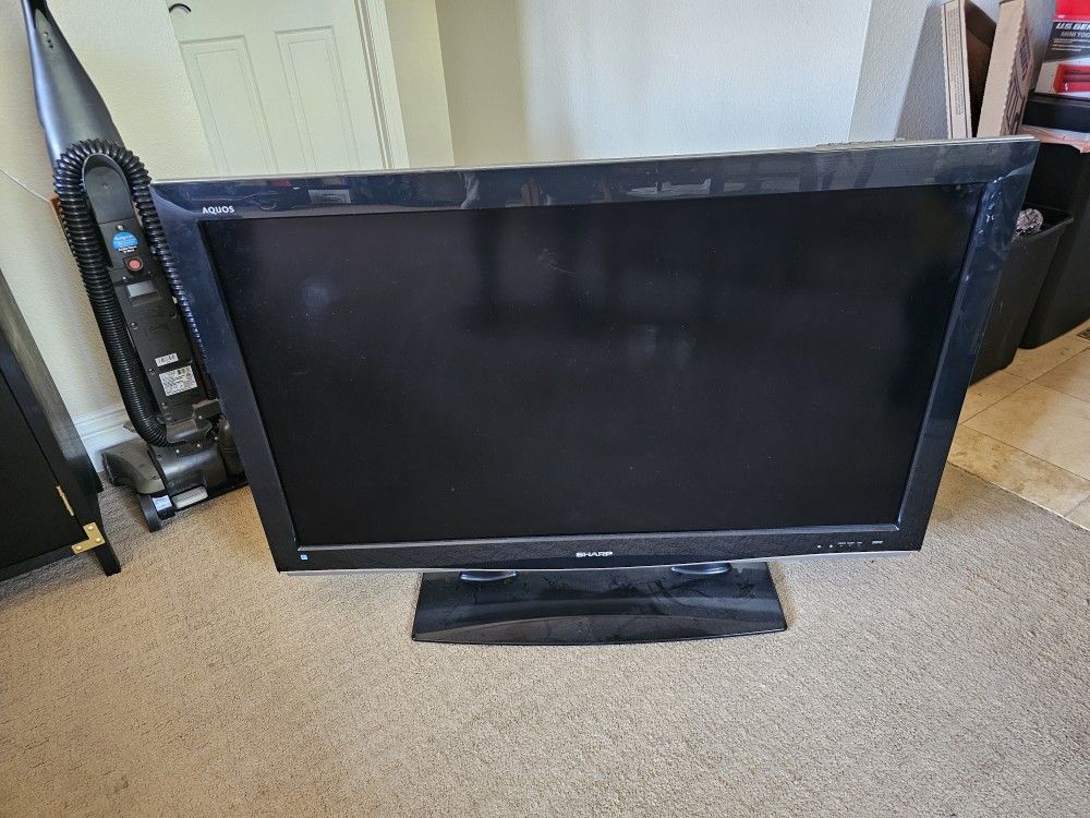 TV Sharp 50"