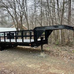 2001 Kaufman goose neck trailer 