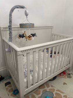 Rory 4-In-1 Convertible Crib Heritage White