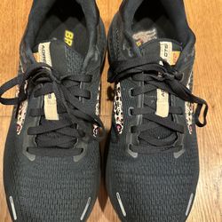 Women’s Brooks Adrenaline Size 10