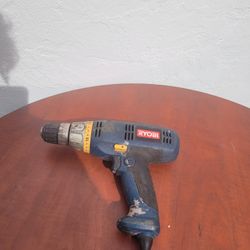 Ryobi drill. Tool for construction, carpentry and home use. Taladro