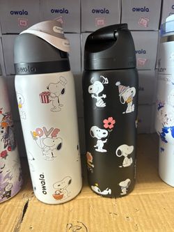 Owala FreeSip Snoopy Peanuts Water Bottles