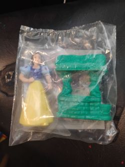 1993 Snow White & The Seven Dwarfs Wishing Well McDonalds Happy Meal Toy