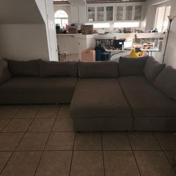 Sectional Couch 