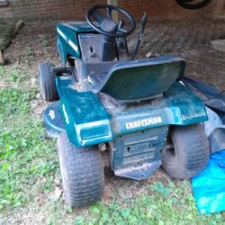 Craftman Riding Mower