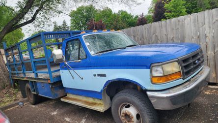 1995 Ford F550