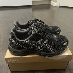 Asics Black & Silver 