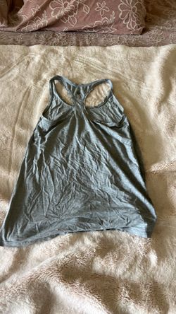 Lululemon grey tank size 4