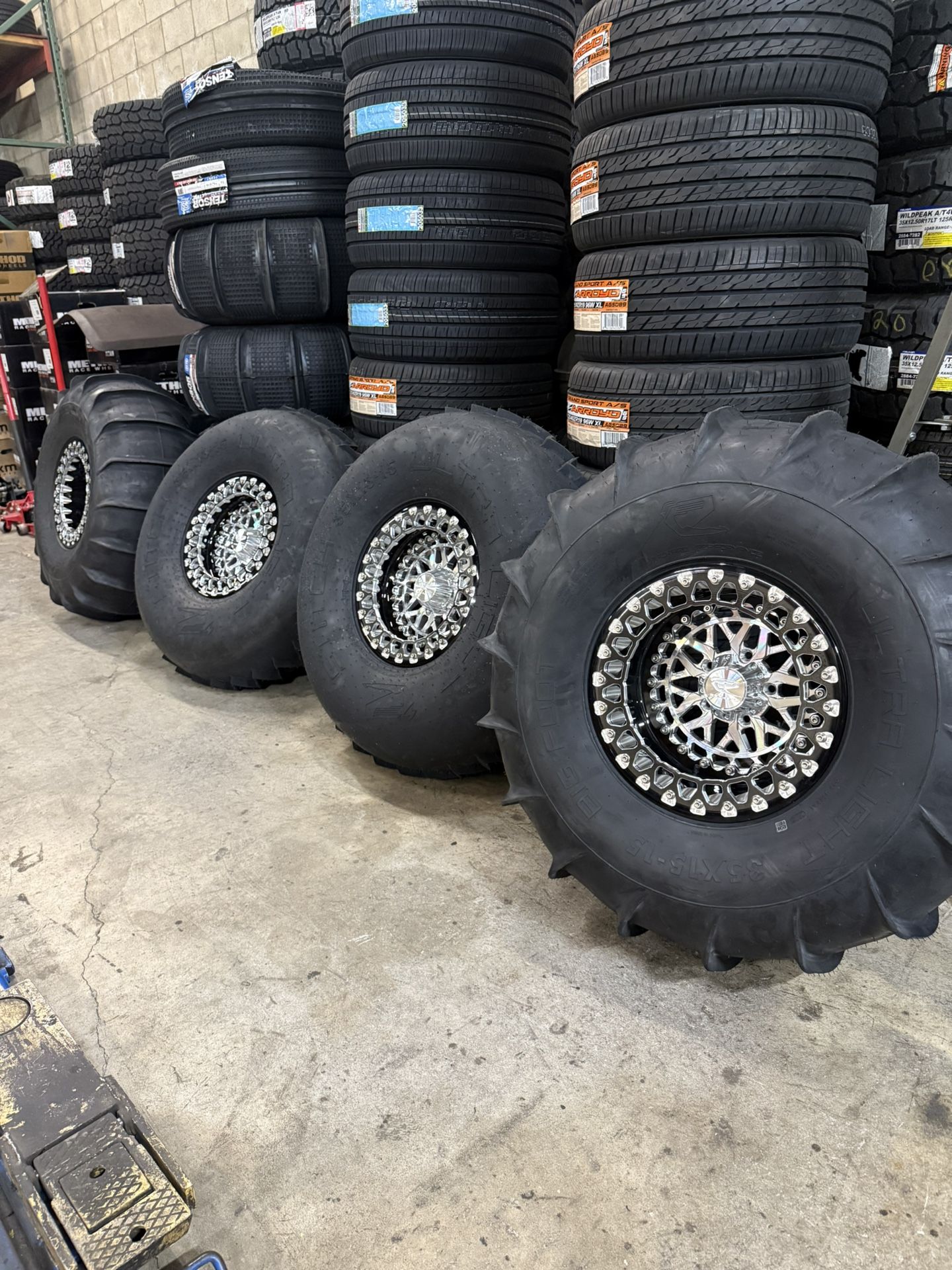 New set of Packard Performance Apollo Forged Beadlocks on 35” paddles for Pro R, Turbo R, Pro S