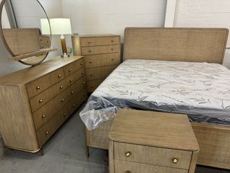 Eight Piece Queen Size Bedroom, Set With Free Five Drawer Chest.