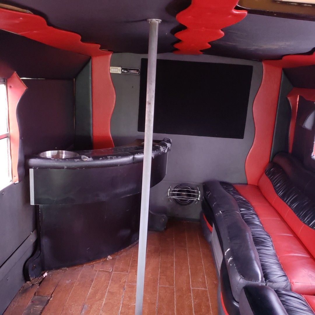 1990 International party bus