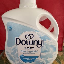 Downy Free & Gentle Liquid Fabric Softener