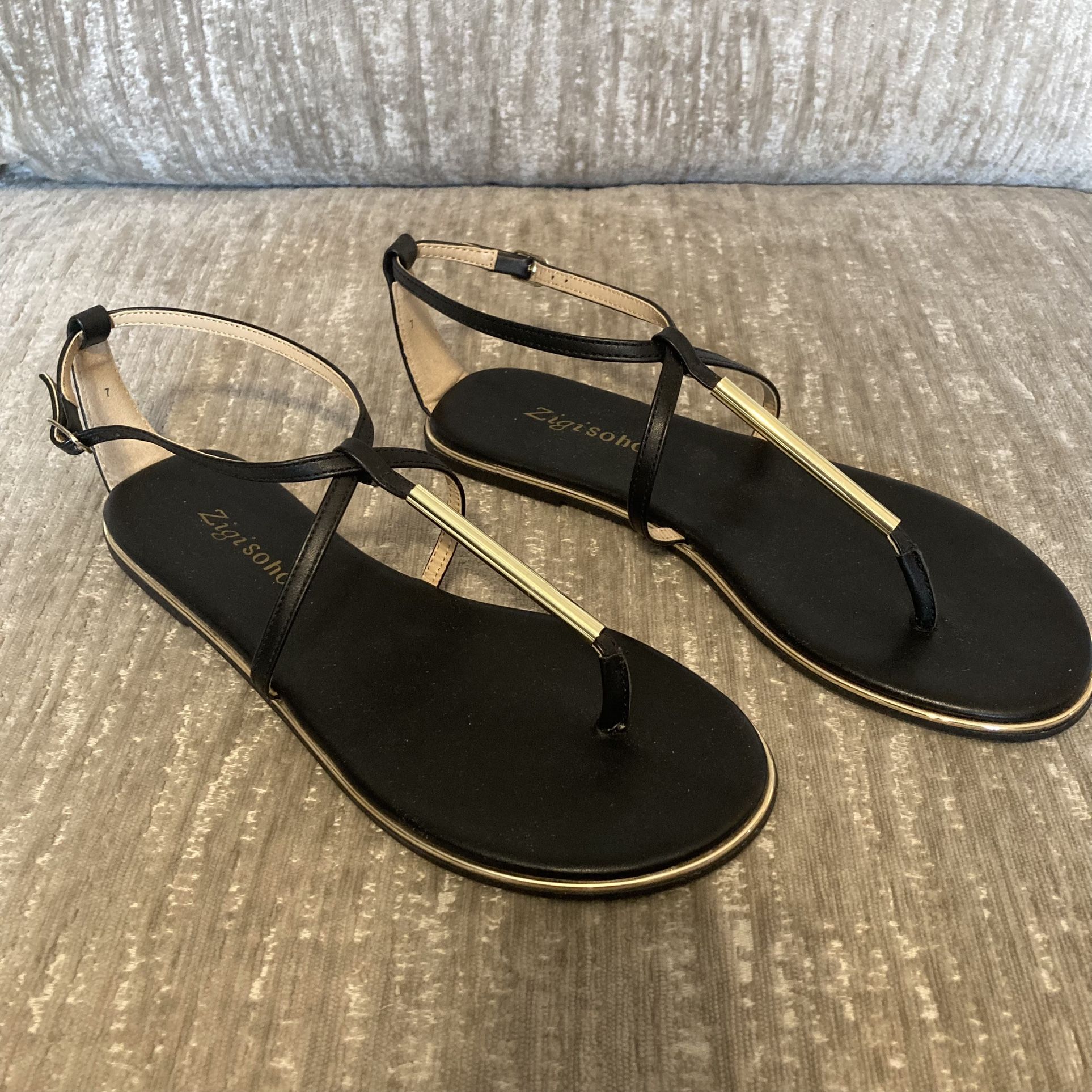Womens Dressy Flat Sandals Size 7, New