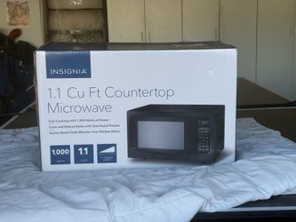 Insignia Microwave