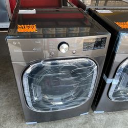 New LG ThinQ Gas Dryer 7.4 Cubic Feet