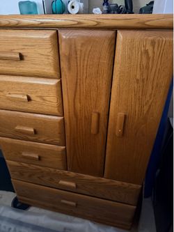 Dresser