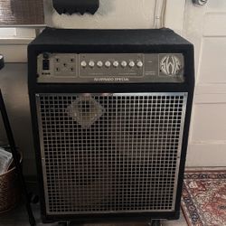 SWR Silverado Special Bass Combo Amp