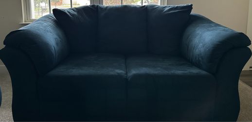 Plush Oversized Loveseat / Sofa – Soft & Comfortable