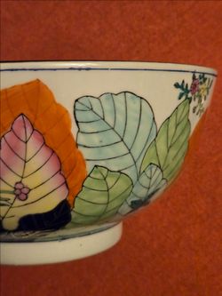 Hand-Painted Porcelain Bowl with Leaf Design