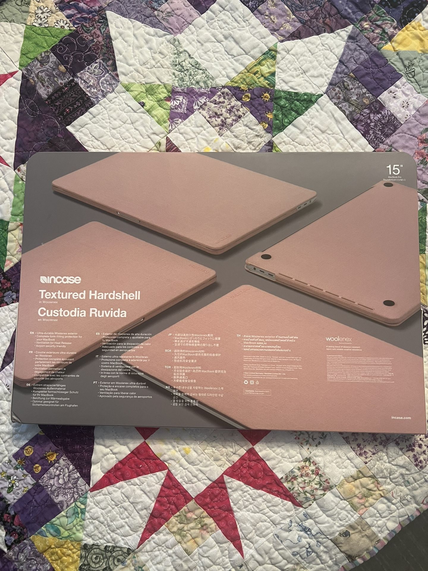 Apple MacBook Pro Cover Pink