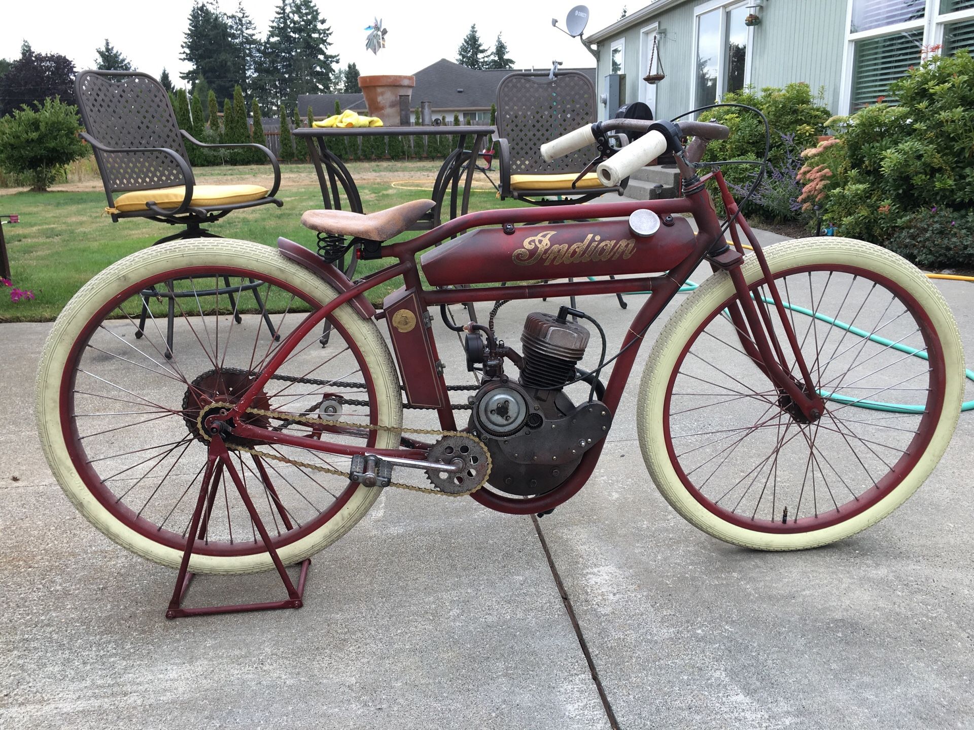 Indian board track racer replica