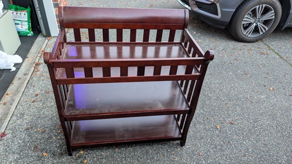 Free Baby Changing Table With Storage Shelves