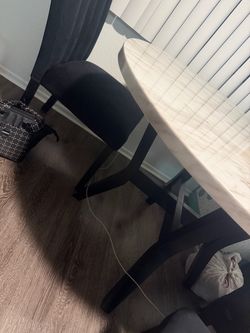 Kichen table