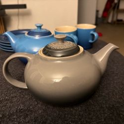 Le Creuset Flint Teapot 1.3L