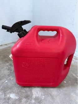 Blitz Enviro Flo 5 Gallon Gas Can