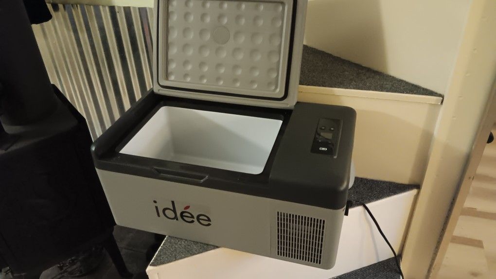 Portable Fridge/Cooler