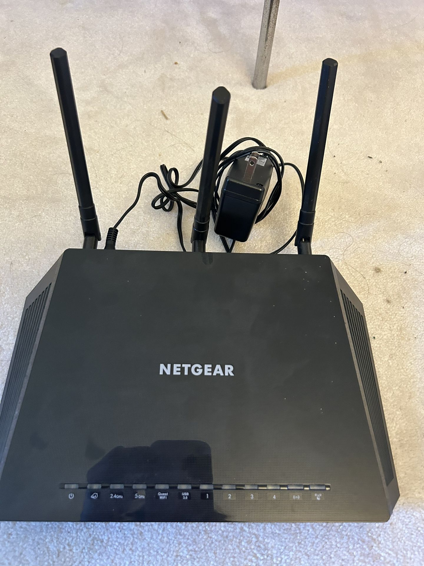 NETGEAR AC1750 WiFi Router