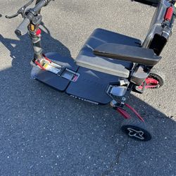 Moving Life Folding Scooter 