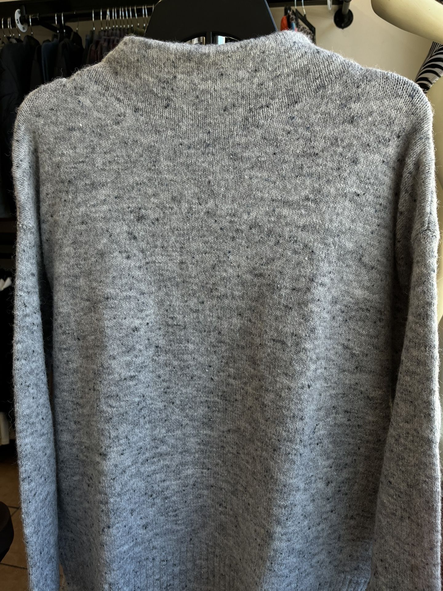 Well Worn Ladies Sweater 