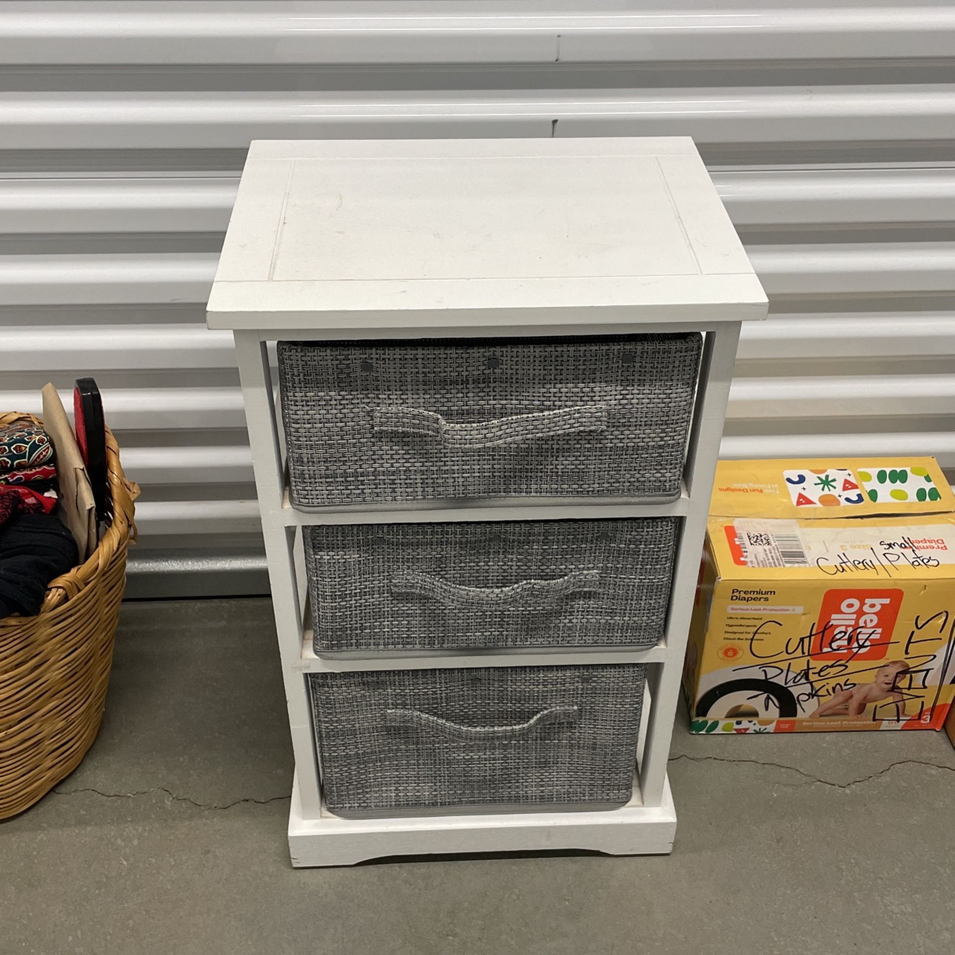 White Night Stand With Drawers