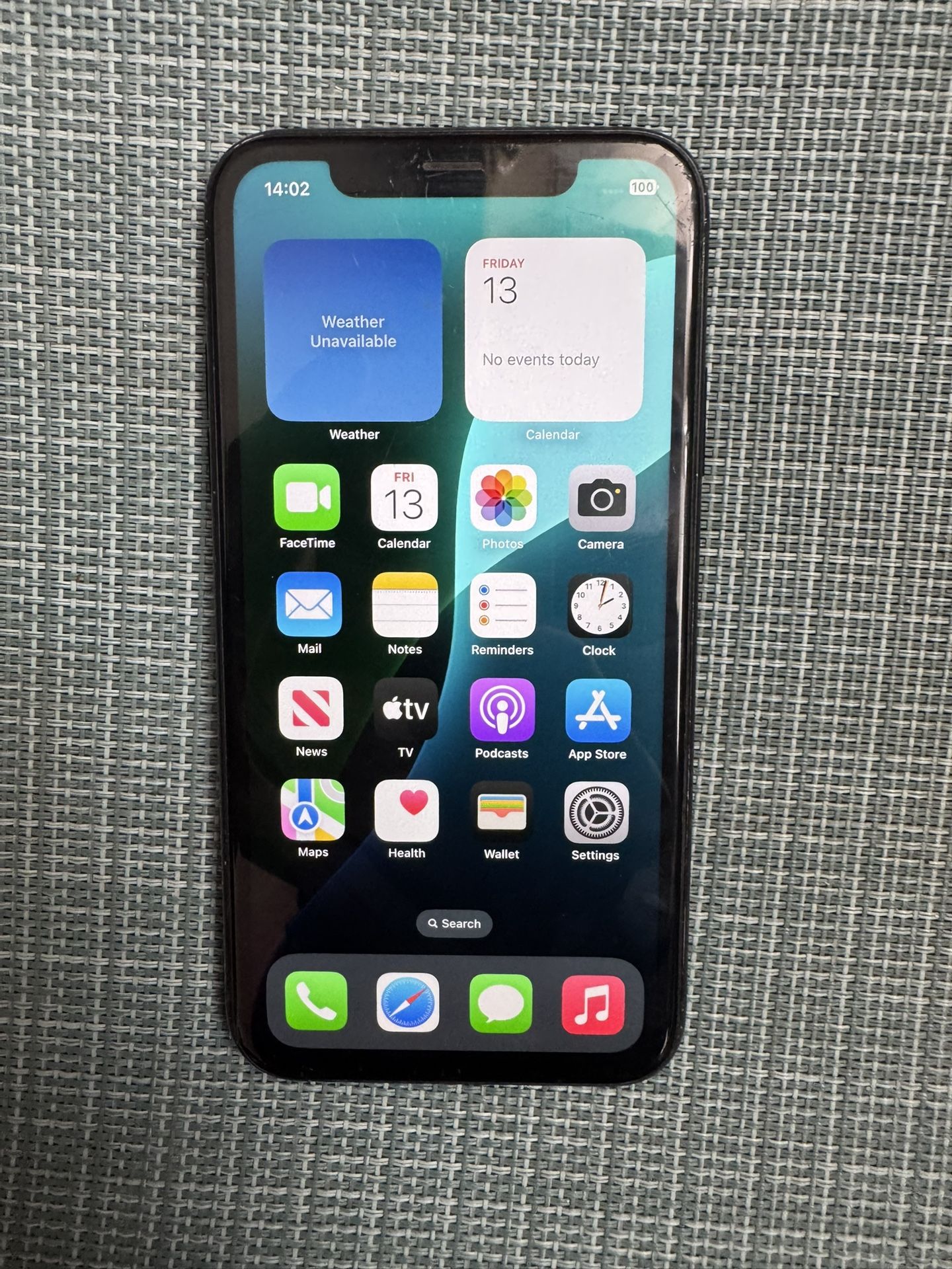 iPhone XR (UNLOCKED, 64GB, Black, Back Of Enclosure Damaged)