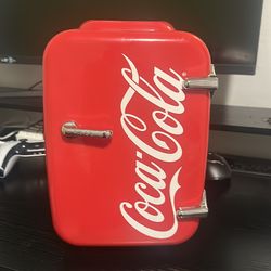 Mini Coca Cola fridge